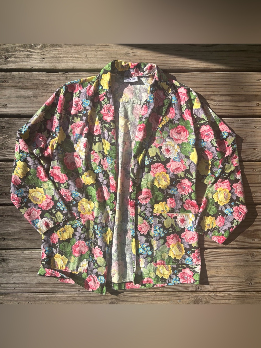 VTG Can-Do Fashions Lightweight Floral Blazer